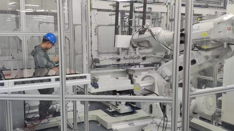 饮料行业自动化灌装设备：规格解析与选型要点